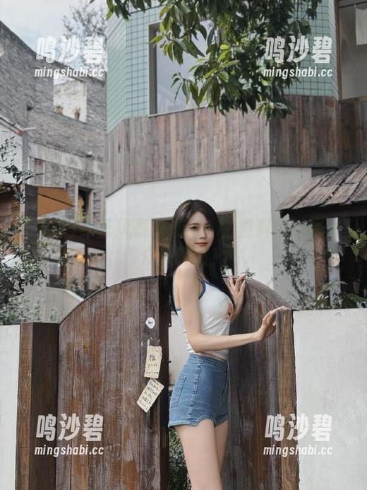 综艺风暴来袭！17c黑料地址曝光众人哗然！