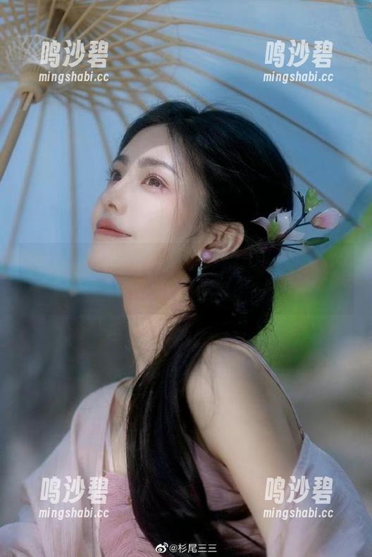 我到底能在51app上分享啥？穿搭技巧还是吃瓜指南？