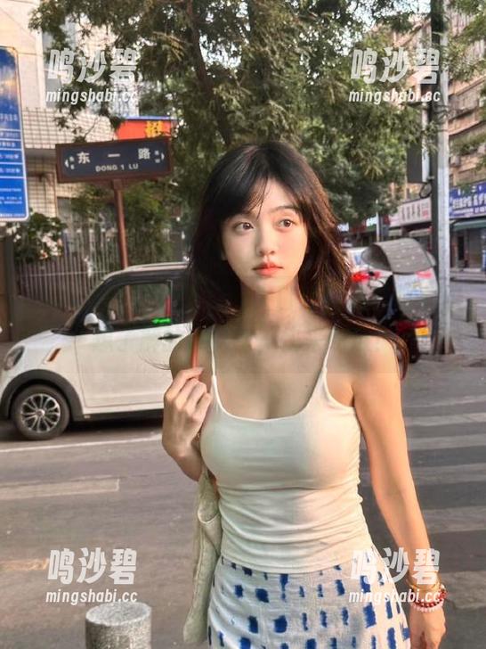 说不定51cg入口背后藏着那个你想了解的小秘密，快来吃瓜！