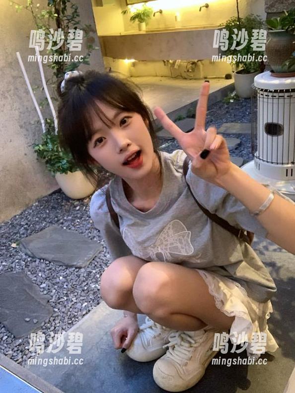 这波分享太妙，51cg黑料简直如重口味的夹心瓜！
