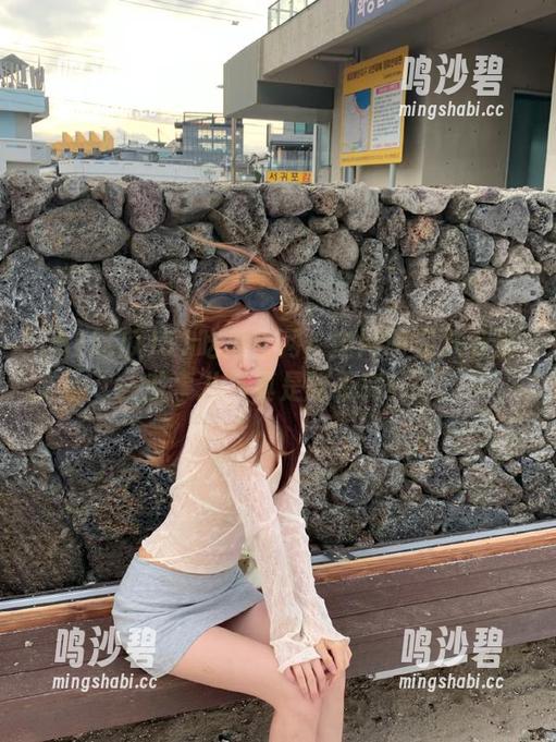51吃瓜官网：全网明星八卦那些事儿，真是吃不完！