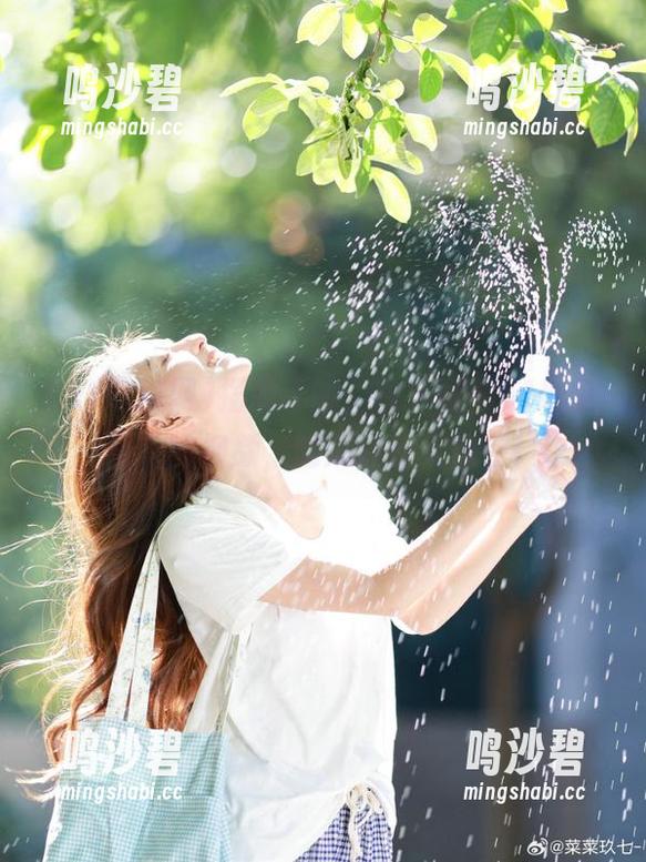 摆脱无聊，快下载“51吃瓜网”的视频，吃瓜轻松又自在！