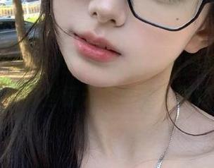 51吃瓜群众的网页：今天又有哪些惊天八卦让人噗嗤？