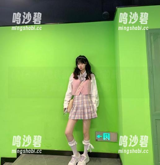 老铁们，718.st的最新网页终于来了，快来下载吧！