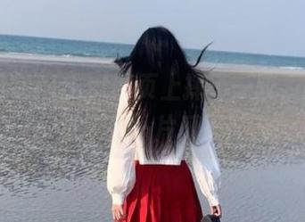 在718.st网页上摔了一跤，结果掉进了另一片瓜田！