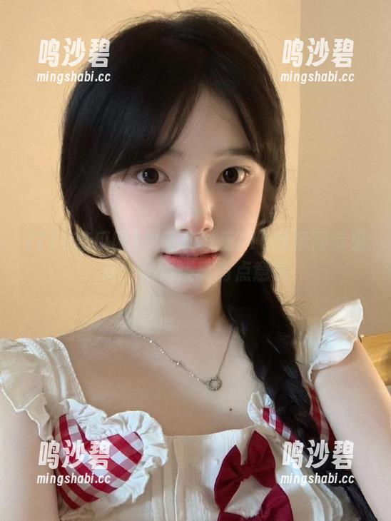 如何看娱乐718吃瓜网苹果版，居然还真有点意思