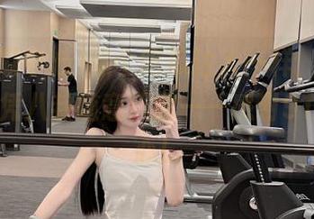像个吃瓜达人一样，永不迷路，任凭八卦随意飘散——感谢91吃瓜中心！