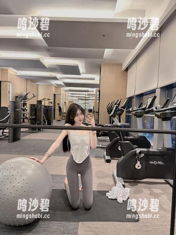 像个吃瓜达人一样，永不迷路，任凭八卦随意飘散——感谢91吃瓜中心！