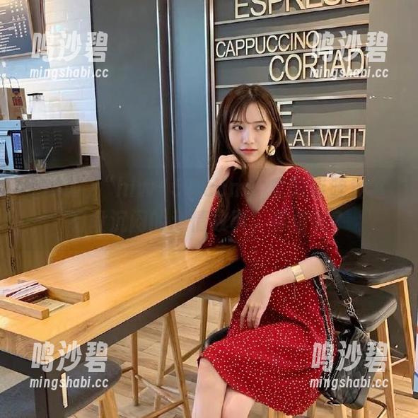 “hlw155.ccm”里的资源竟然有段沉闷的爱情故事，你信吗？