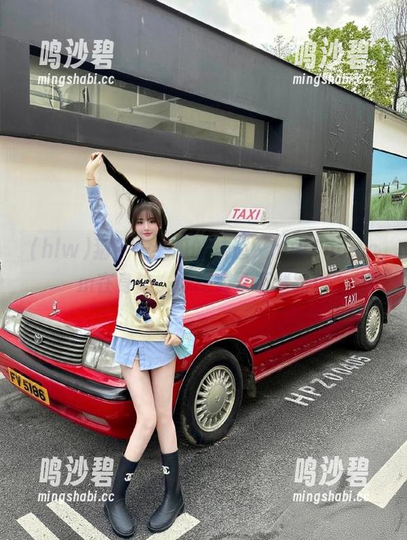 猜下一个瓜的味道，hlw155.ccm在身边，你绝对永不迷路！