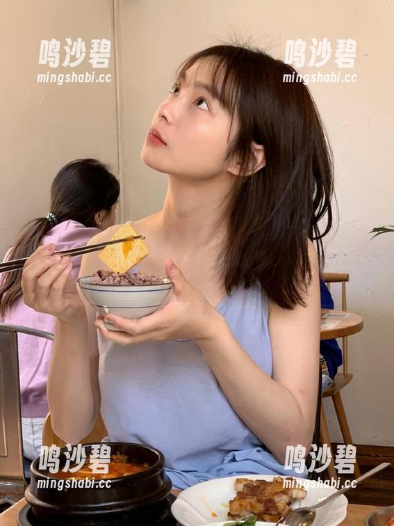 最新！www51发布的绯闻让我怀疑人生，该吃瓜还是该揪心呢？