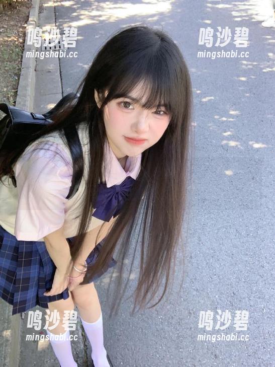 打开五一吃瓜黑料入口，我感觉今天的人生好像也黑了！