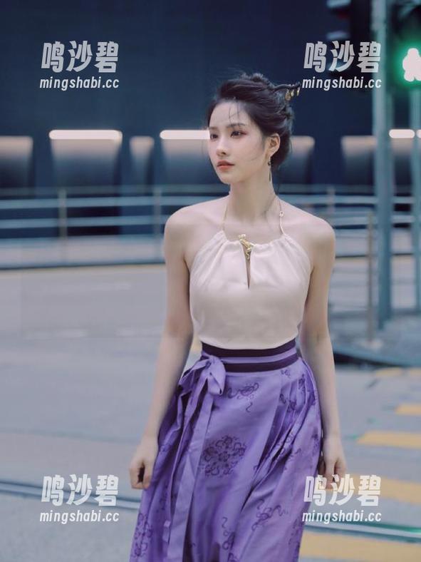 五一吃瓜苹果版亮相,真希望这些瓜越吃越甜,边看边乐不思蜀的节奏! 五一吃瓜苹果版亮相,真希望这些瓜越吃越甜,边看边乐不思蜀的节奏!