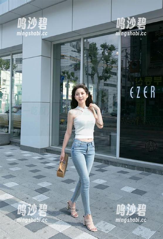 观看时光流转，快来下载“五一吃瓜”最新版吧！