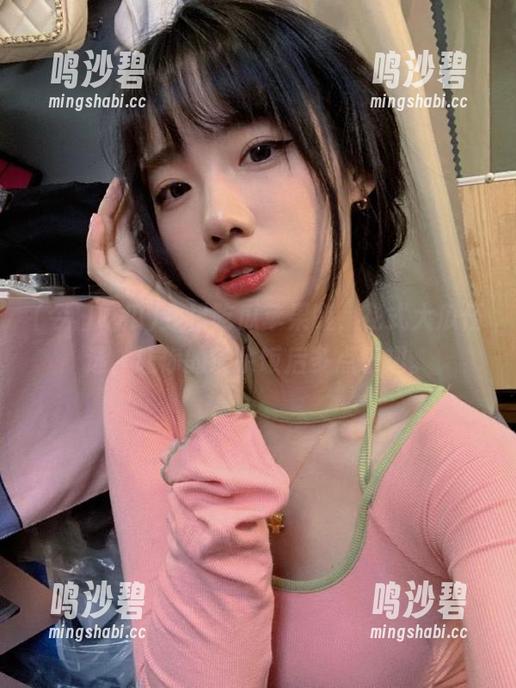今日吃瓜苹果版，花式大瓜任选，让你的茶余饭后多点乐趣。