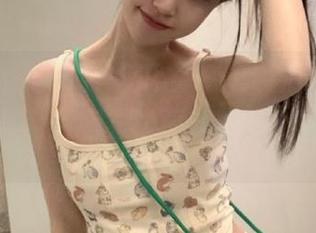 今日吃瓜发布：瓜新鲜出炉，让你同事刮目相看，更新真是个容易的事。