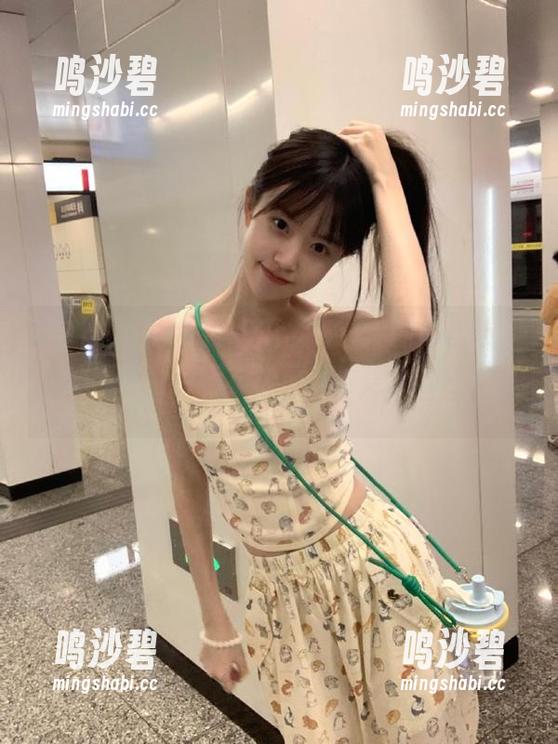 今日吃瓜发布:瓜新鲜出炉,让你同事刮目相看,更新真是个容易的事。 今日吃瓜发布:瓜新鲜出炉,让你同事刮目相看,更新真是个容易的事。