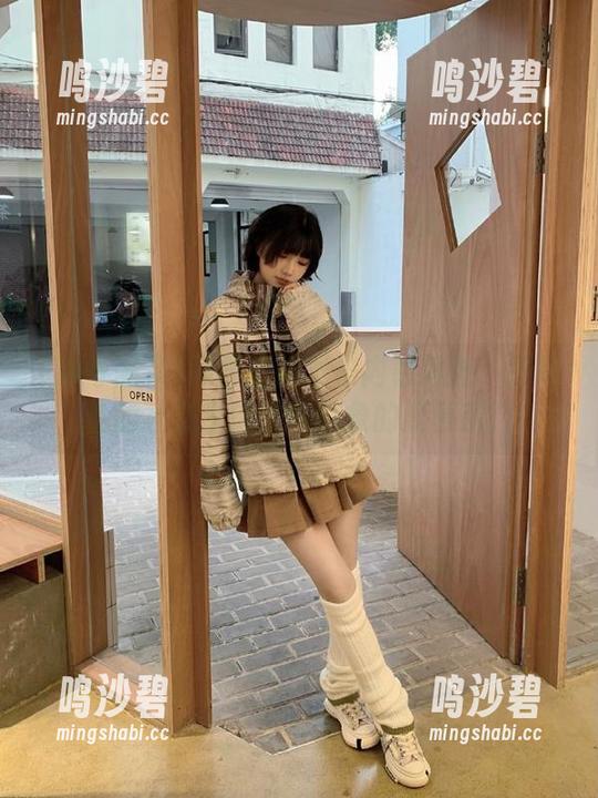 冲哥黑料发布内幕风波：折耳鱼的社交生活比你想象的要复杂！
