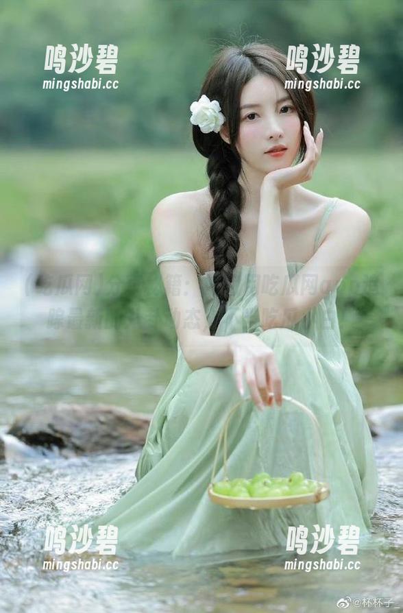 分享秘籍：如何用吃瓜网app追踪最新的八卦动态，不当吃瓜小白！