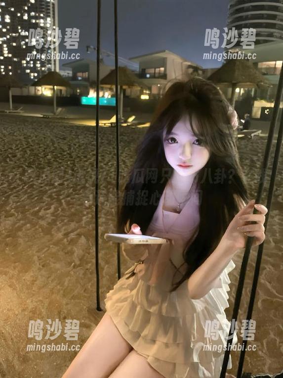 谁说71吃瓜网只发布八卦？在线看还能捕捉心动瞬间
