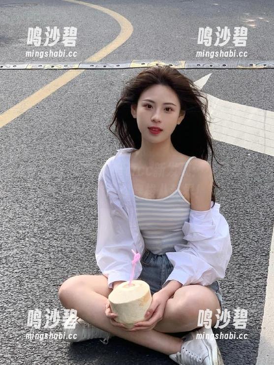 吃瓜网t7wcc新发现：不同寻常的线路带你穿梭八卦界！