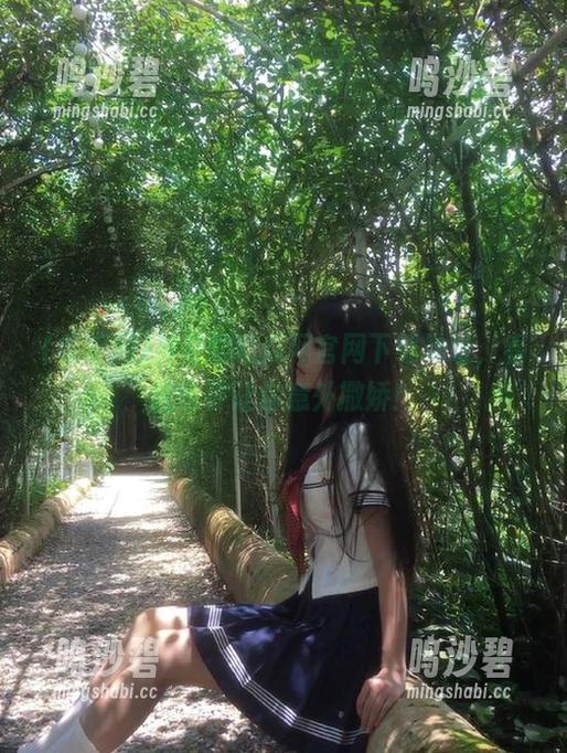 神奇的吃瓜网官网下载地址，看完也许让你意外撒娇！