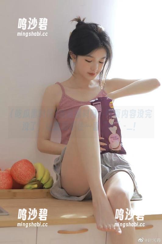 吃瓜黑料网：网页内容没完没了，让我忍不住一直“吃”-_！