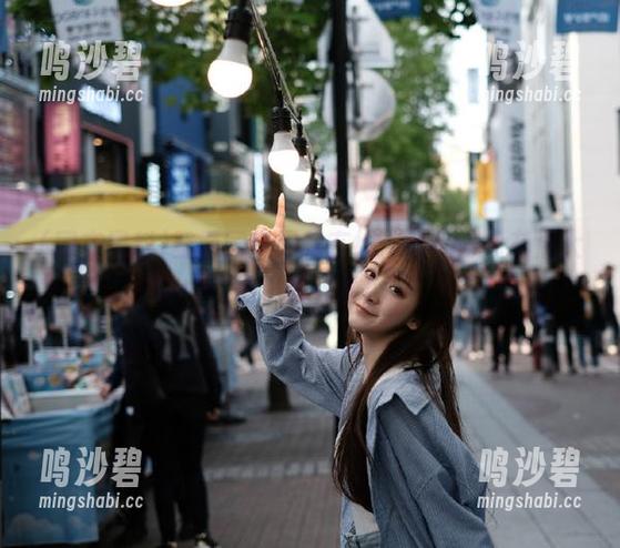 登录国产黑料在线，这瓜好像有点大啊，快来看！