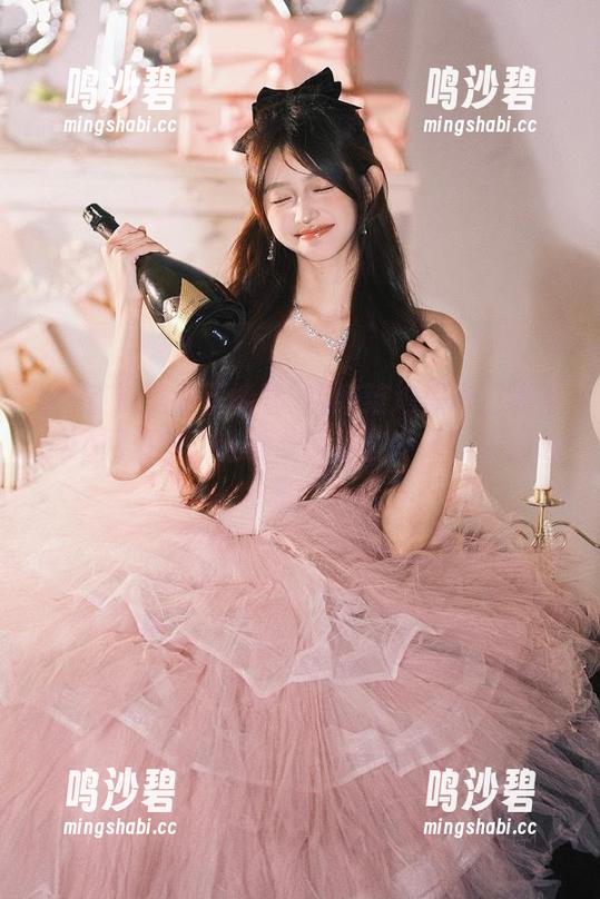 用好莱坞黑料正能量app网页版,轻松收藏那些令人喷饭的故事! 用好莱坞黑料正能量app网页版,轻松收藏那些令人喷饭的故事!