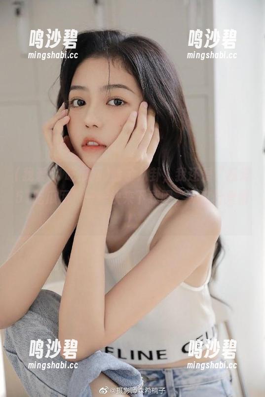 除了八卦，我还爱“我爱51吃瓜网”——快来下载吧，冲这份爱情！