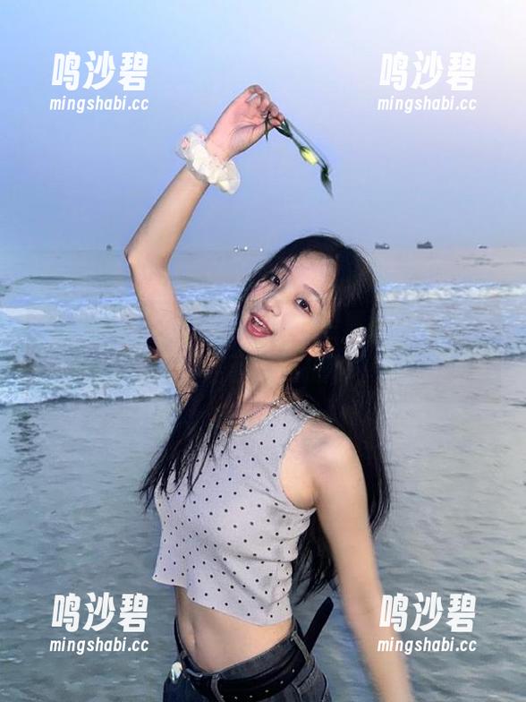 更新不断的明星黑料发布，仿佛真的开启了新的揭秘模式！