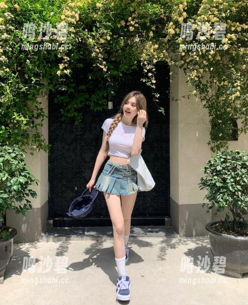 新人报到！我在“分享”黑料不打烊tttzzz的“奇妙入口”里鬼扯八卦，快来围观！