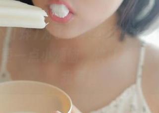为了黑料不打烊v1.1.0，我愿意忍受一点小烦恼，快让我下载，别让我等！