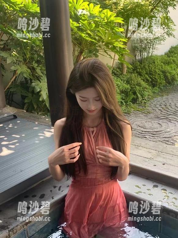 直击黑料不打烊tttzzz,网红们的另一个入口:你敢窥探吗? 直击黑料不打烊tttzzz,网红们的另一个入口:你敢窥探吗?