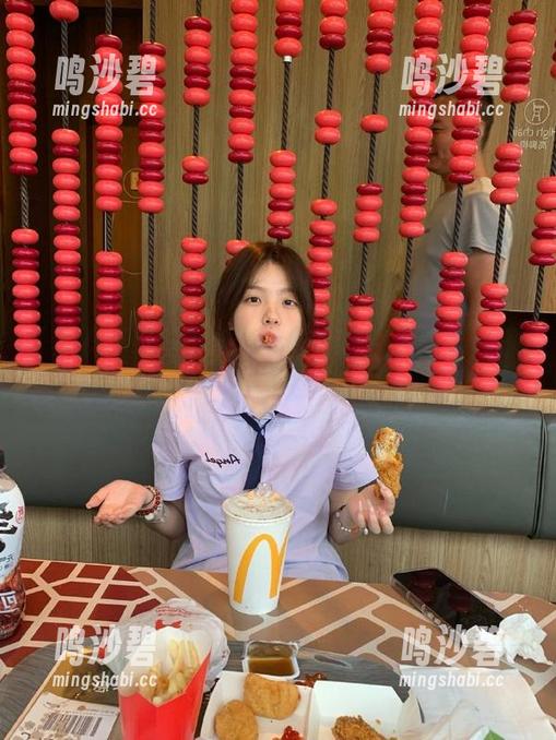 传送门带你进入热门事件深水区，黑料不打烊老司机快来吃瓜！