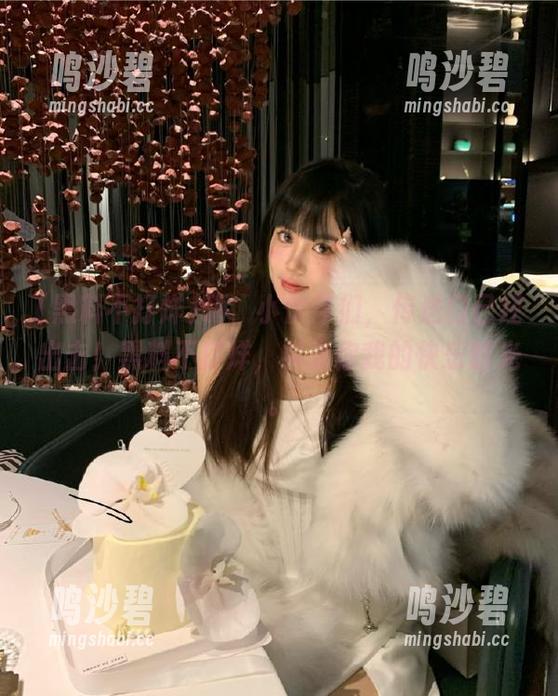 嗨，小伙伴们，传送门已经出击！黑料不打烊，共享你我的快乐时光。