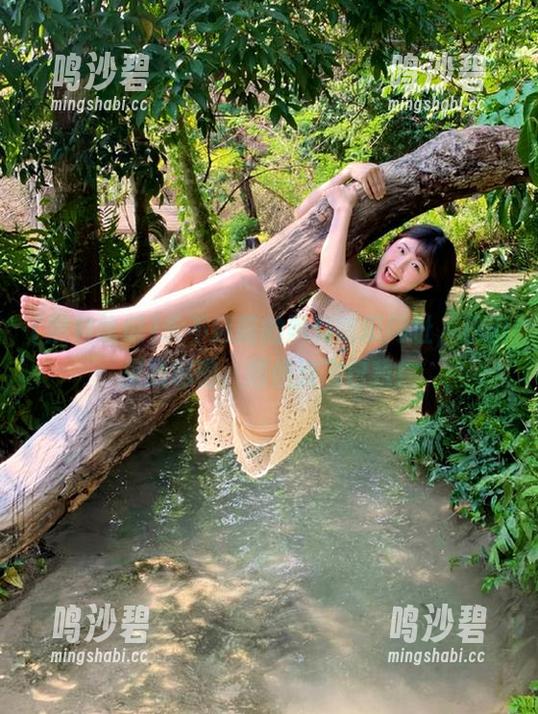 永不迷路的黑料吃瓜网址，瓜田里找秘密，顺便放飞自我！
