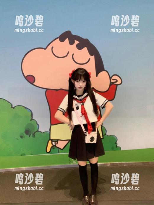 点击黑料吃瓜网官网，瓜味飘香，地址直通八卦天堂！