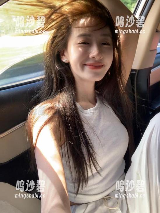黑料吃瓜网：链接着整个八卦圈，让我这鲍勃停不下来！