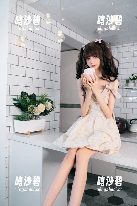 91黑料社苹果版，带你解锁瓜里的秘密，不看后悔！