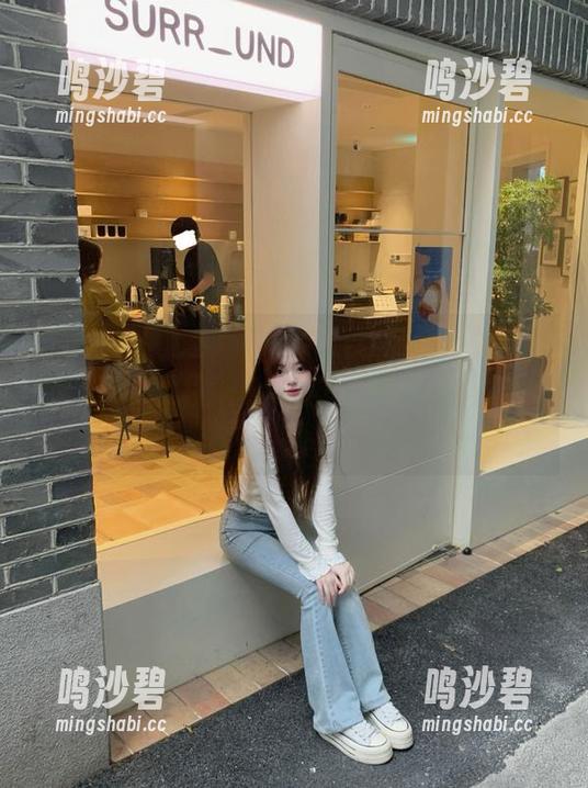 小心了,黑料社区苹果版的秘密入口,号称是瓜迷们的“情绪垃圾桶”! 小心了,黑料社区苹果版的秘密入口,号称是瓜迷们的“情绪垃圾桶”!