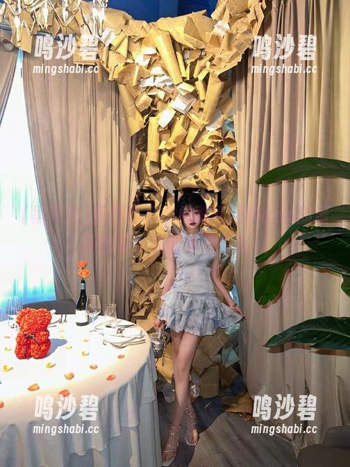我真的不想总刷黑网料app的最新内容，但总忍不住啊！